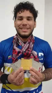 Brian Ruíz medallas 