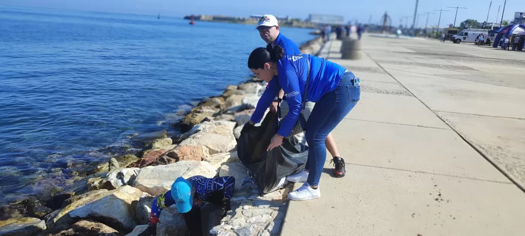 Puerto Cabello malecón jornada de saneamiento limpieza de playas