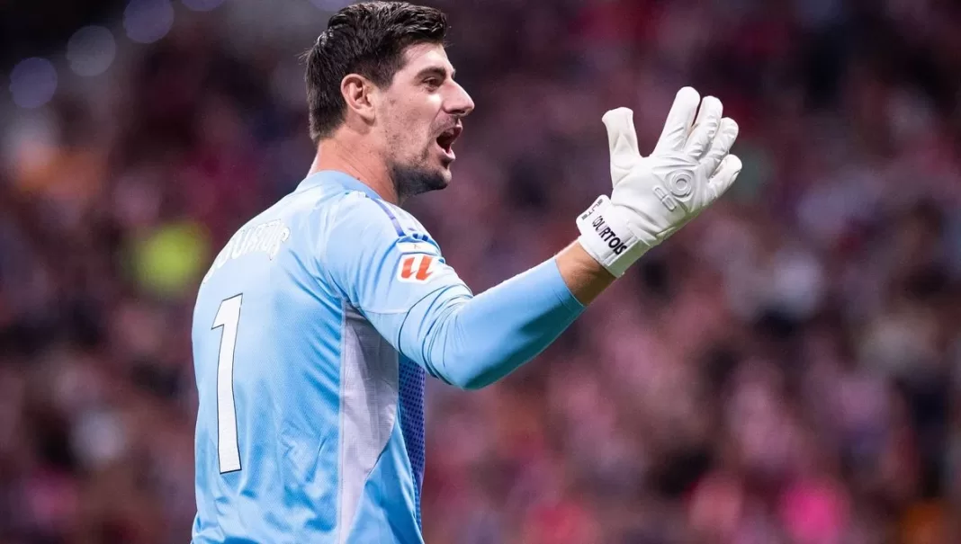 Courtois culmino el ultimo partido con lesión muscular