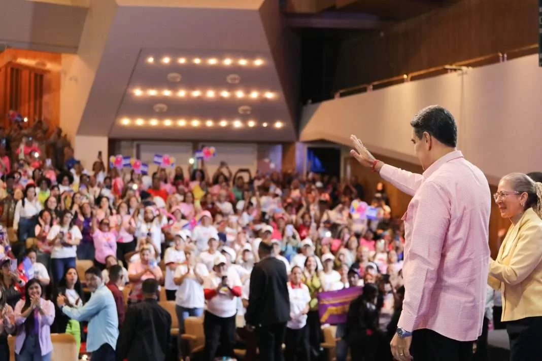 Maduro celebró elprimer aniversario de la Gran Misión Venezuela Mujer