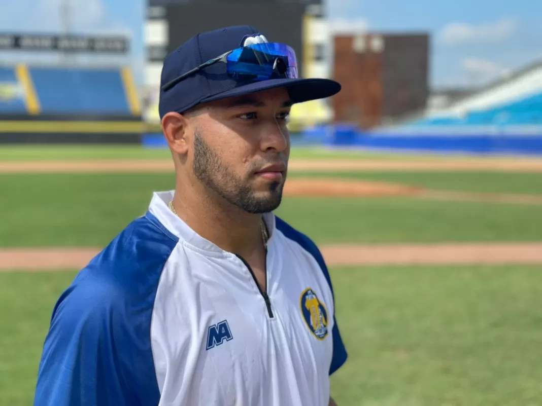 Angelo Castellano se une a Magallanes