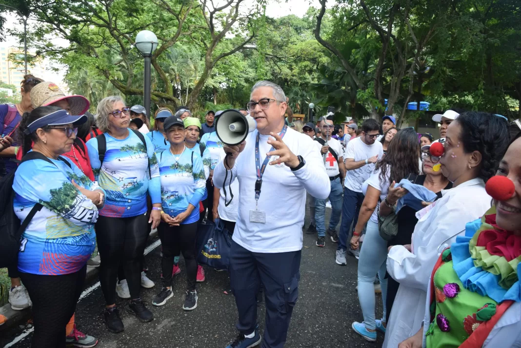 Caminata por la Salud Mental contó con más de 300 participantes