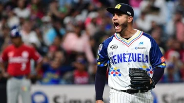 Erick Leal incorpora los Leones del Caracas