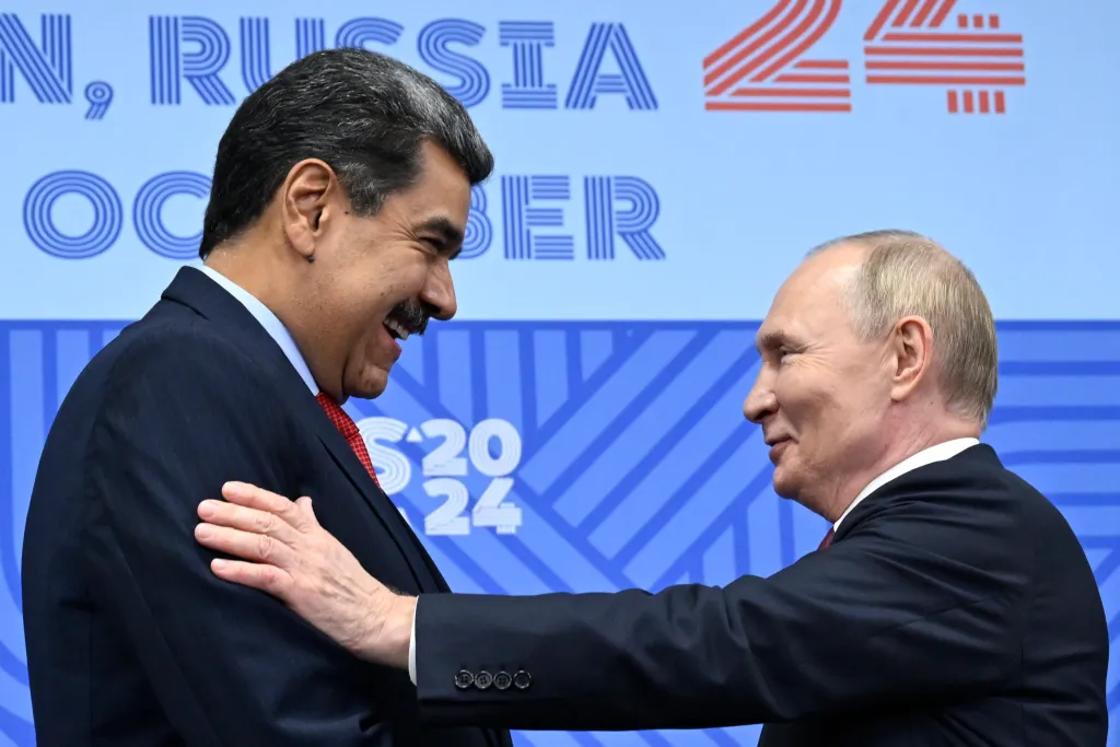 Putin llama a Venezuela “socio fiable” de Rusia al recibir a Maduro en la cumbre de BRICS