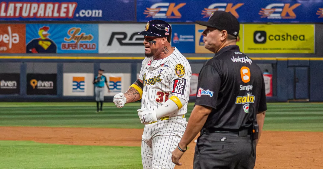 Victoria contundente de Leones del Carcas ante Bravos