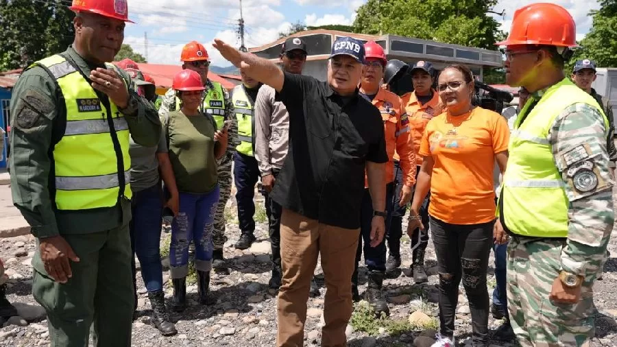 Cabello supervisó los trabajos de recuperación en Cumanacoa