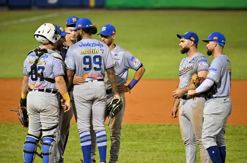 Navegantes del Magallanes cedieron