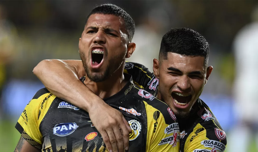 Deportivo Táchira aplastó