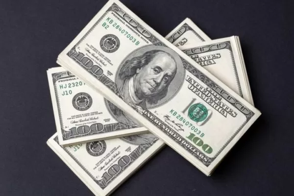 Conozca cómo amanece el precio del dólar este 20N