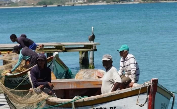 Dos pescadores fueron rescatados tras 48 horas a la deriva