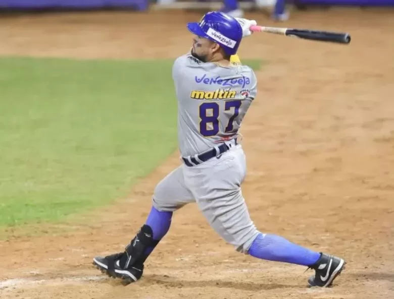 Eliezer Alfonzo Jr. se une a las filas del Magallanes