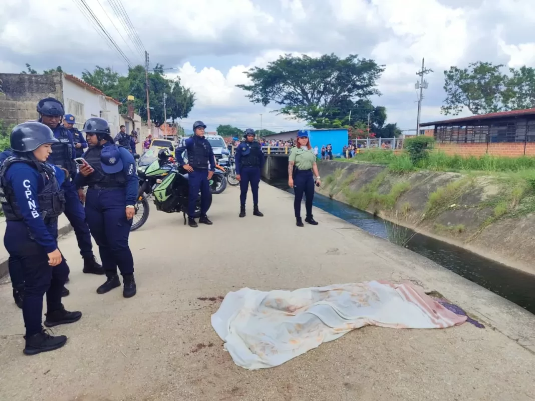 Novio celoso asesinó a puñaladas a su pareja en Trapichito