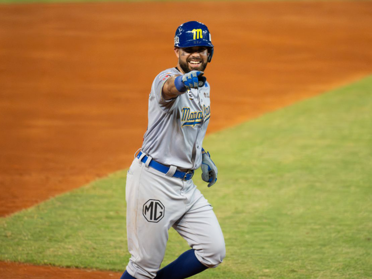 Renato Núñez fue el mejor jugador de octubre en la LVBP