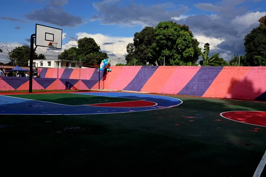 Ruta Venezuela Joven entregó cancha rehabilitada en Güigüe