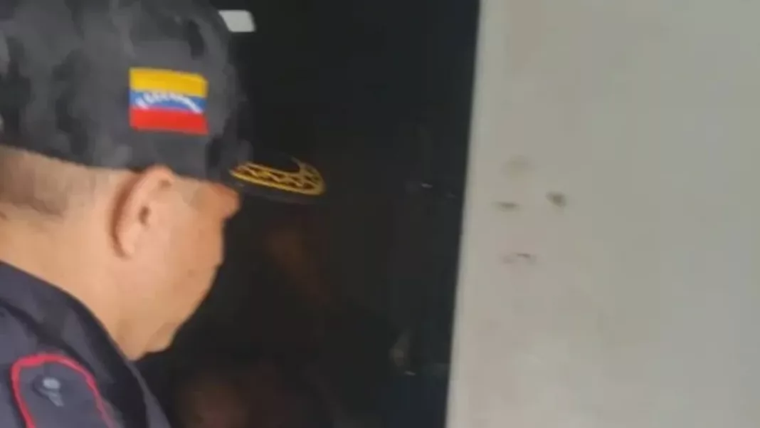 Técnico muere aplastado por ascensor Caracas