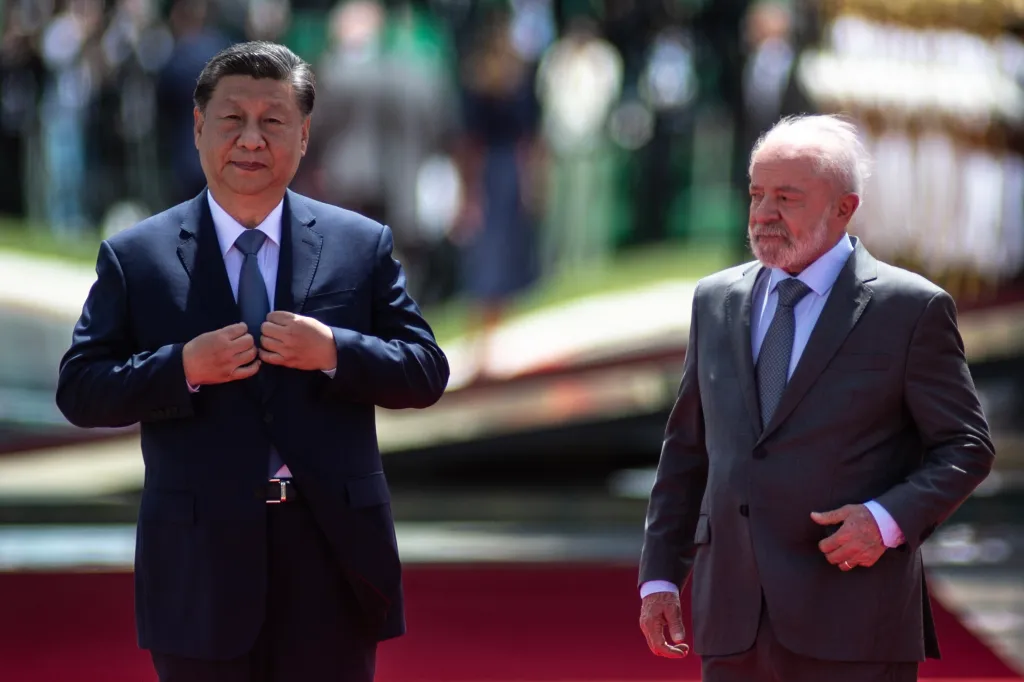 Xi y Lula renuevan voz de alto al fuego en Ucrania y Oriente Medio