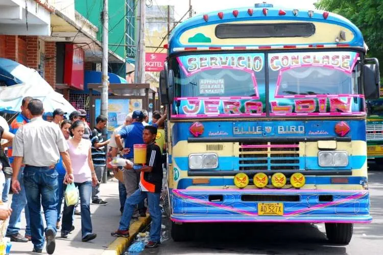 Aumento del nuevo pasaje urbano