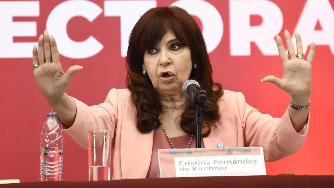 Cristina Fernández propone reformar la Constitución argentina y niega un pacto con Milei