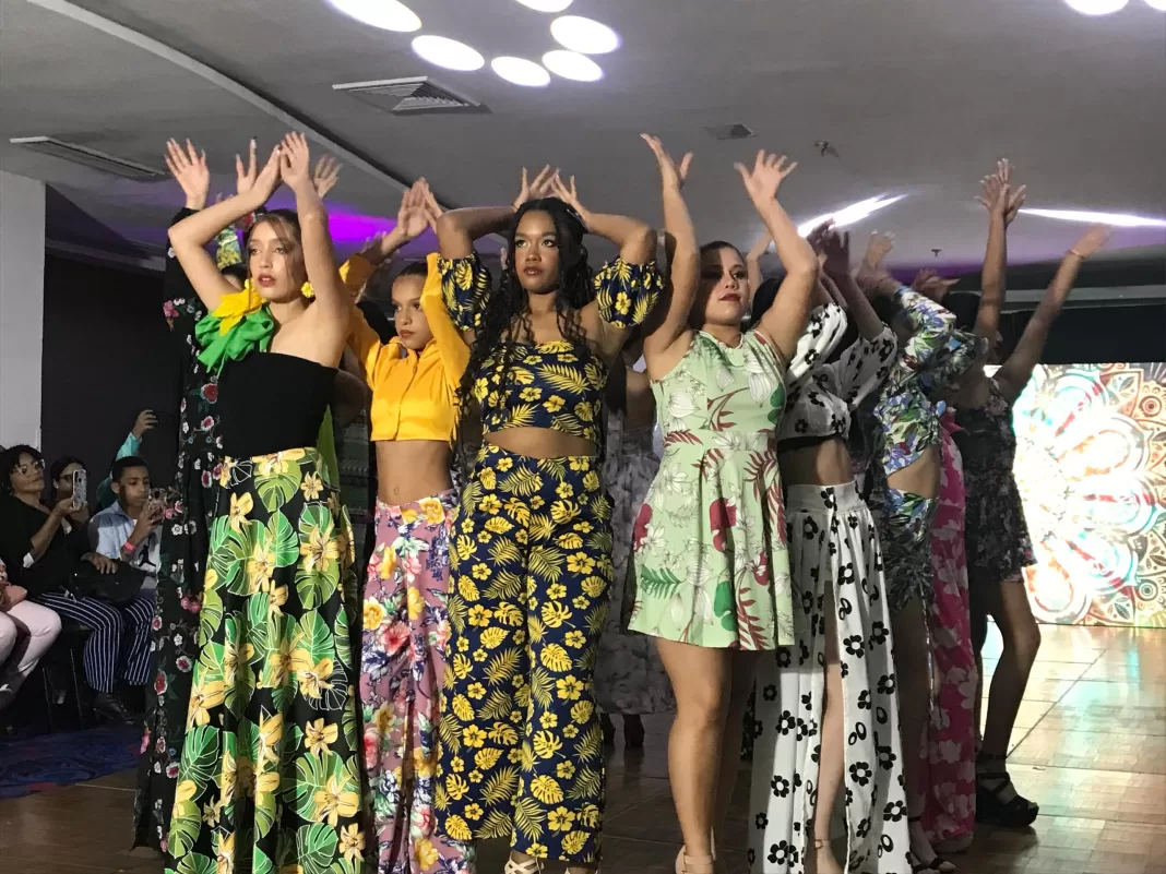 Mandala Vogue encendió la pasarela en Valencia - Radio América