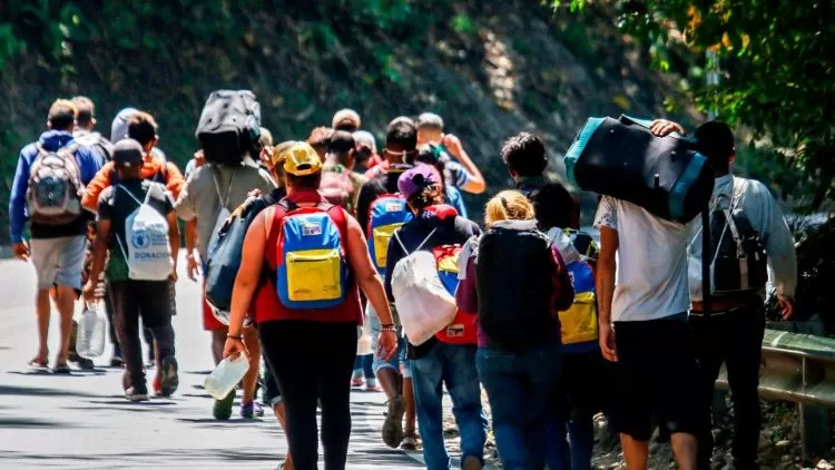 Más de 4,5 millones de migrantes venezolanos regularizados en Latinoamérica