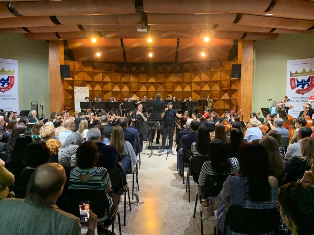 Orquesta Sinfónica de Carabobo celebró concierto en la UJAP