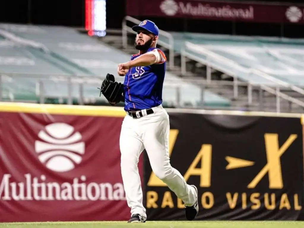 Senadores de San Juan firman pase a playoffs