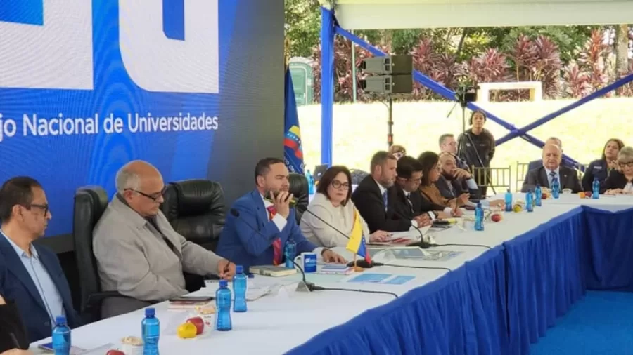 Universidades discuten propuestas para potenciar políticas educativas en 2025