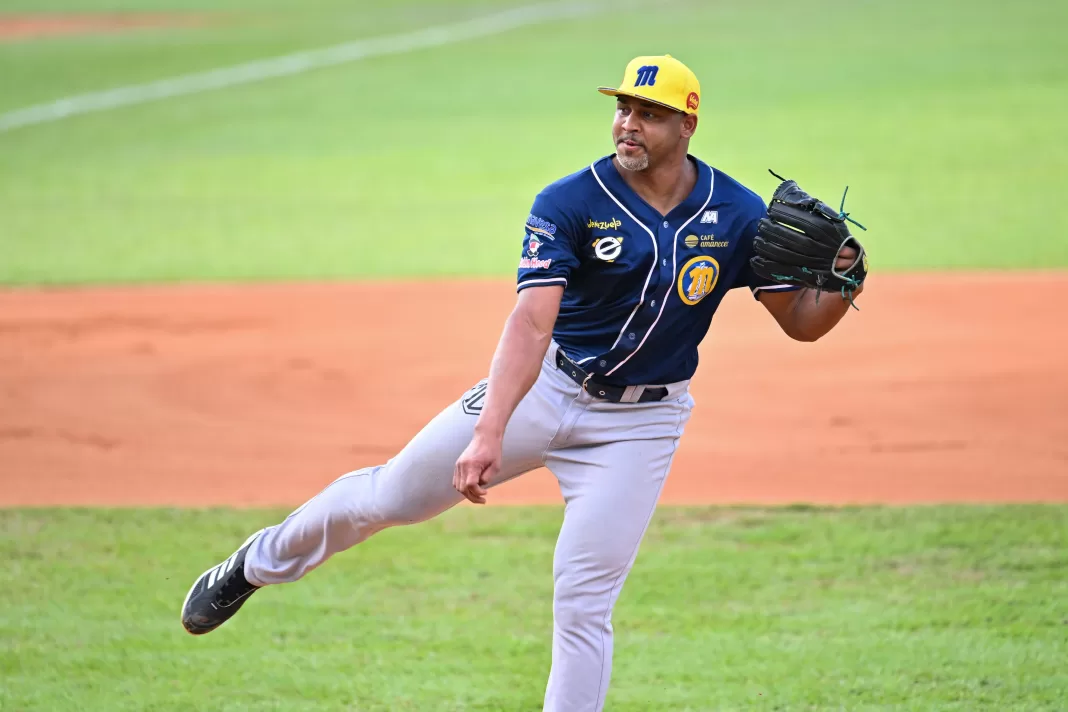 Magallanes se mantiene en la marea del Round Robin