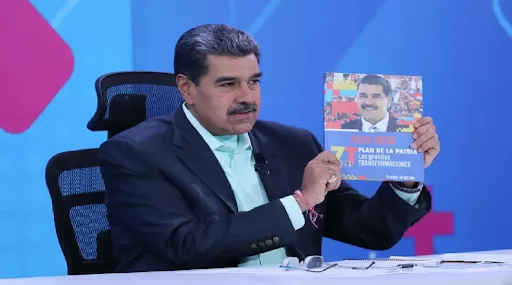 Maduro reitera compromiso con las 7T para transformar al país