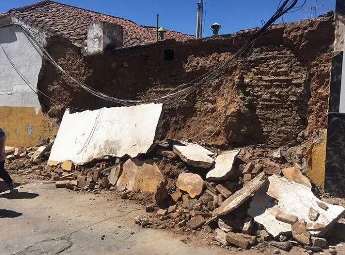 Niño de nueve años murió aplastado por una pared en Maracaibo