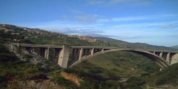 Autopista Caracas-La Guaira