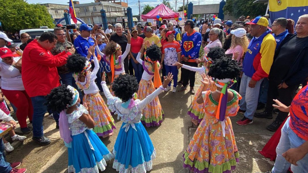 Despliegan operativo de atención integral en Juan José Mora