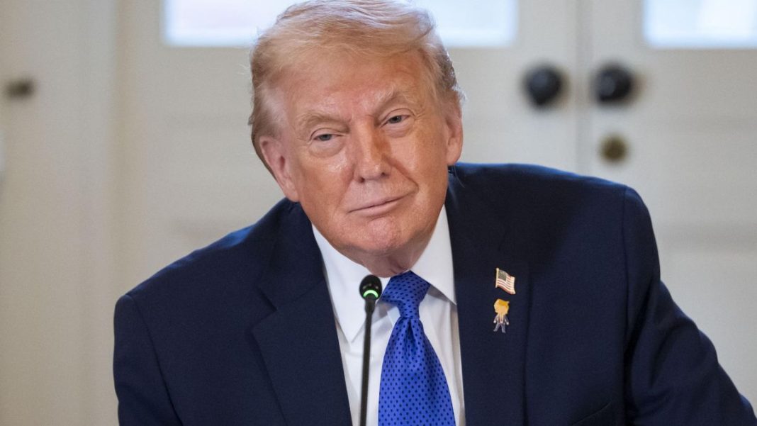 Trump advirtió a Cuba de que no recibirá más petróleo ni dinero de Venezuela