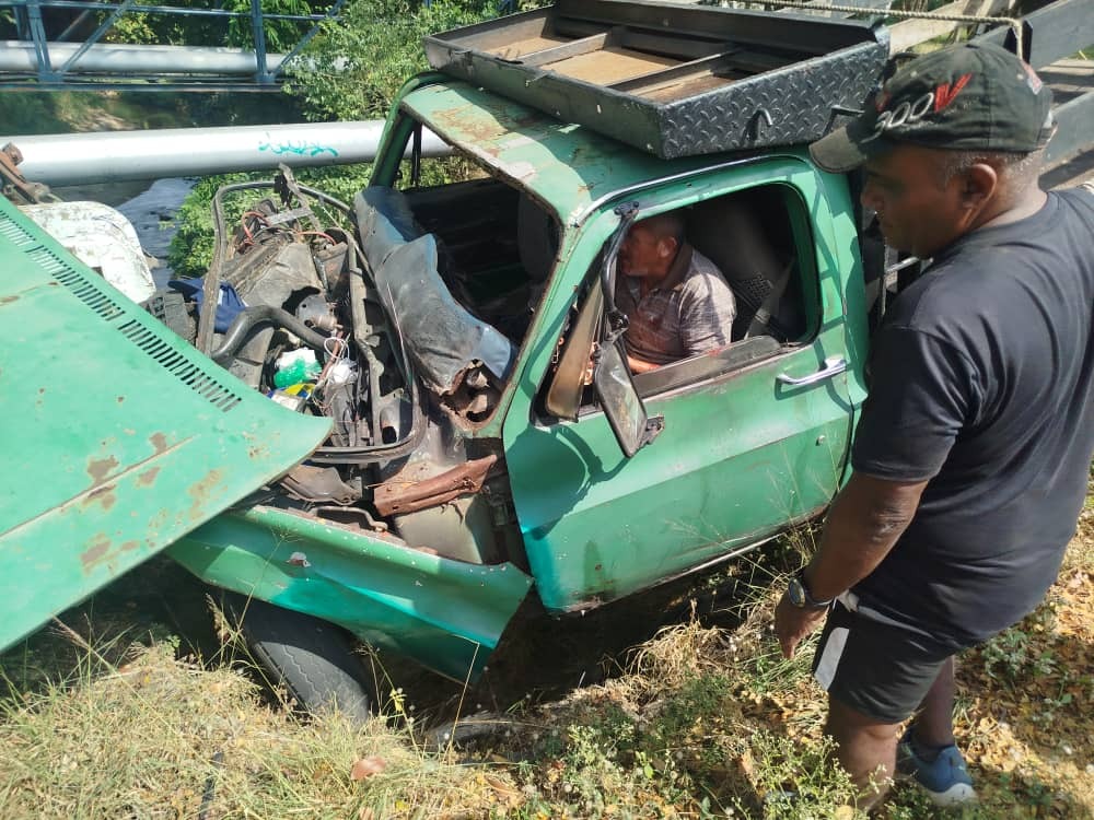 Accidente automovilístico en Puente de Bárbula dejó un lesionado