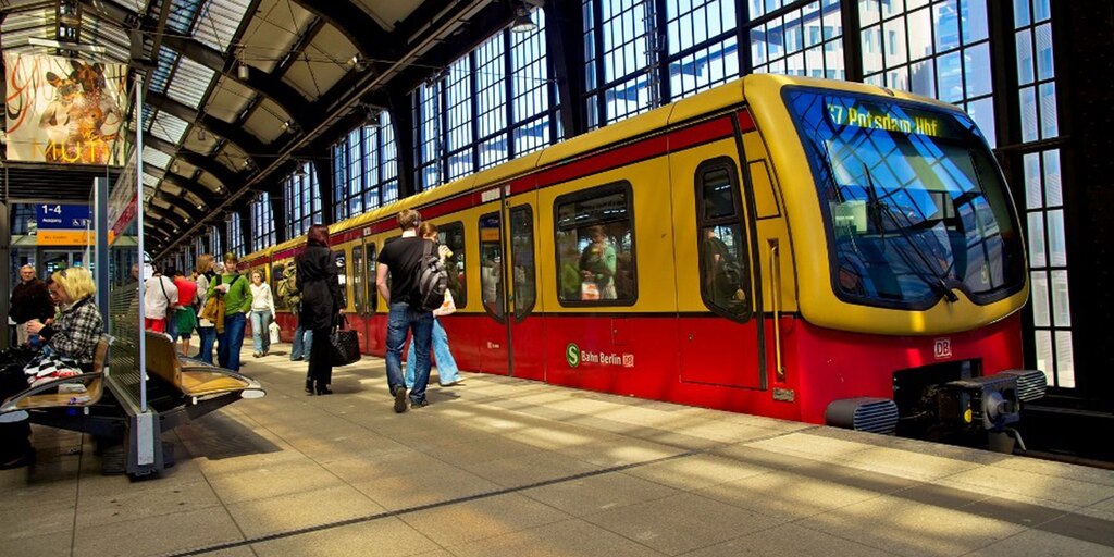 Sector transporte convoca huelga en Alemania el lunes 2-F
