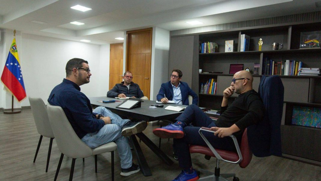 Ministro Pérez Pirela designa tres nuevos viceministros en comunicación estratégica