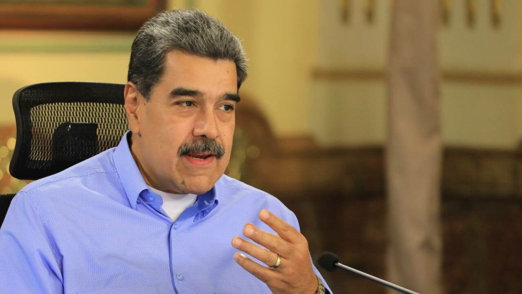 Maduro contrató a un segundo abogado
