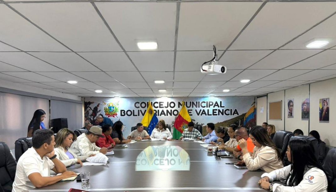 Concejo Municipal de Valencia legaliza tierras en dos sectores de Santa Rosa