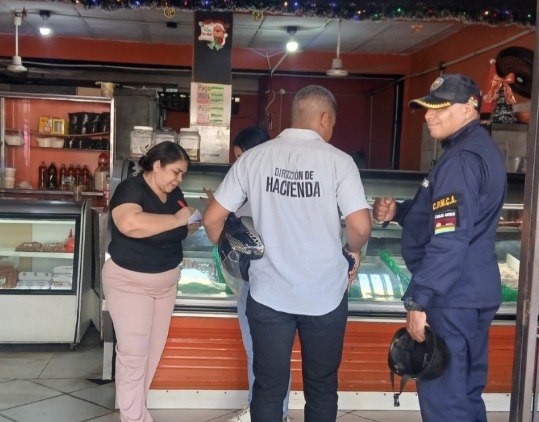 Hacienda Municipal inició jornadas de fiscalización comercial en Carlos Arvelo