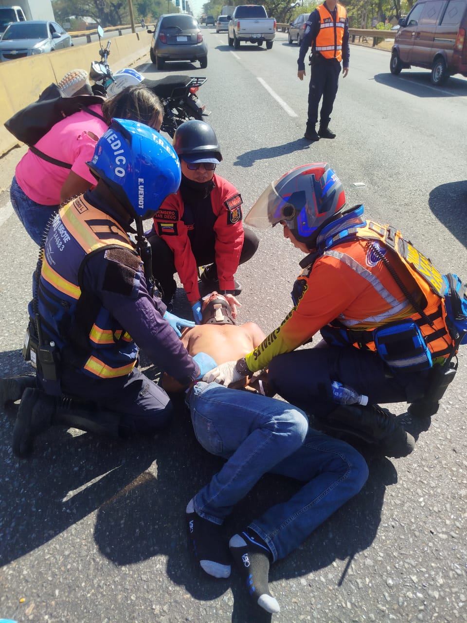 Accidente en la Autopista del Sur dejó un motorizado herido