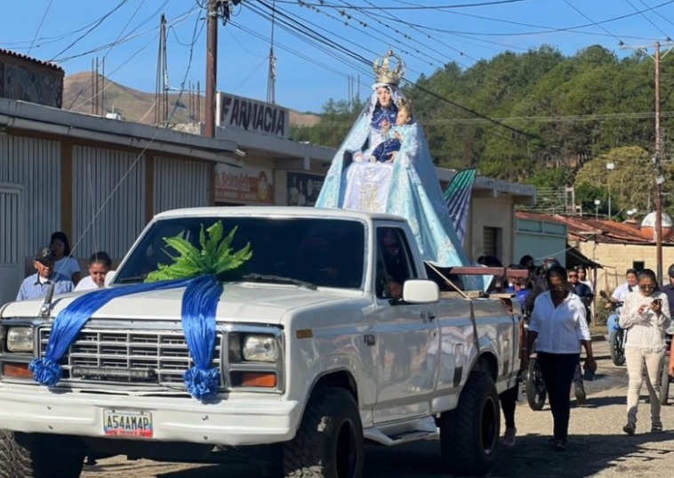 Pueblo de Belén celebró visita canónica 153 de su santa patrona