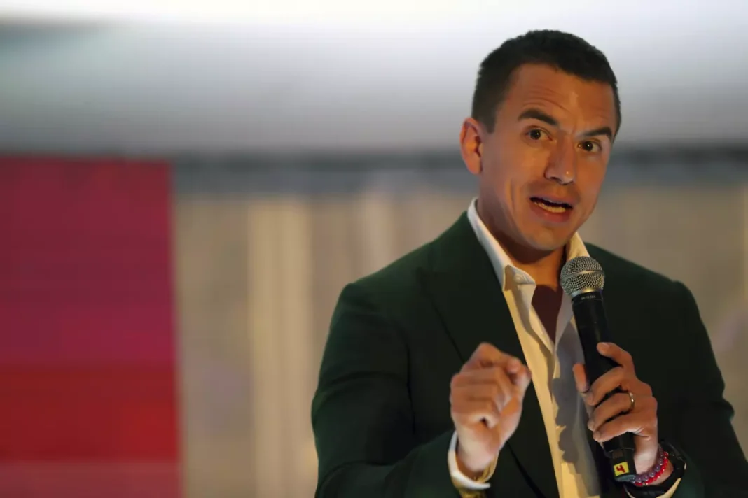 Ecuador anunció el lunes la emisión de bonos, estimando 4.000 millones de dólares, la mayor realizada en la historia del país