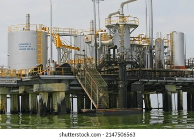 El gobernador del estado Zulia, Luis Caldera, anunció un plan destinado a garantizar la seguridad en instalaciones petroleras