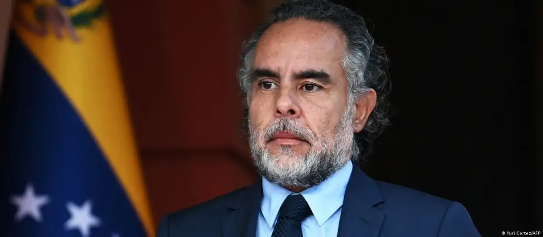 Comienzan a recolectar firmas para Constituyente en Colombia