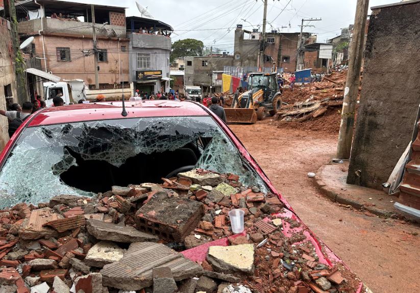 Al menos 20 muertos y decenas de desaparecidos por las lluvias en el sureste de Brasil