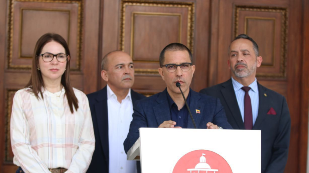 Crean subcomisiones para evaluar casos laborales y «especiales» en el marco de la amnistía