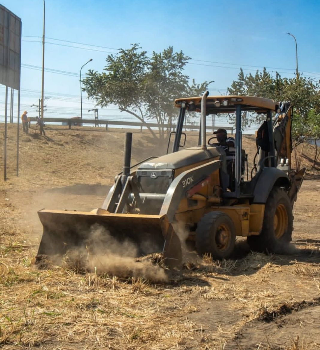 Culminan labores de saneamiento integral en la Av. Pocaterra de Guacara