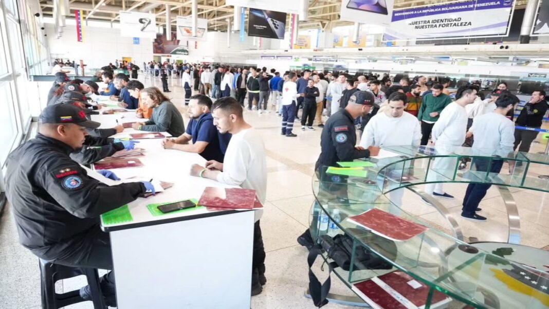 Retornaron al país 110 venezolanos desde EE.UU.