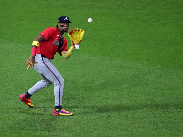 Nueve criollos entre los más notables a la defensiva en MLB