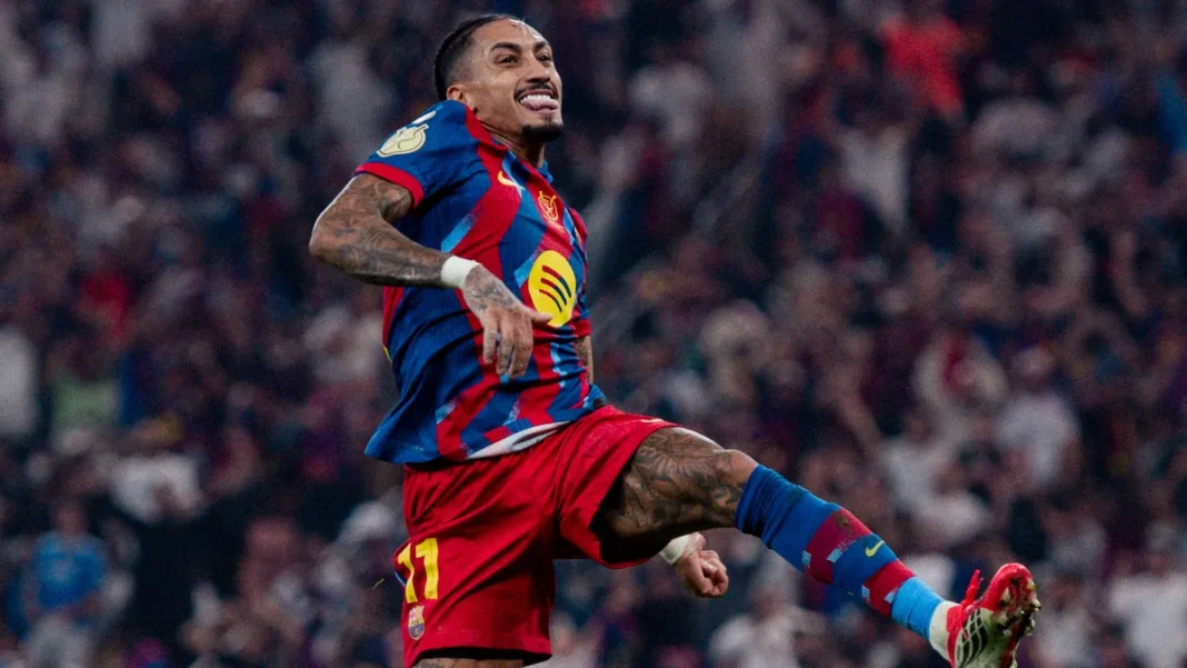 Raphinha queda fuera de la convocatoria para la Copa del Rey